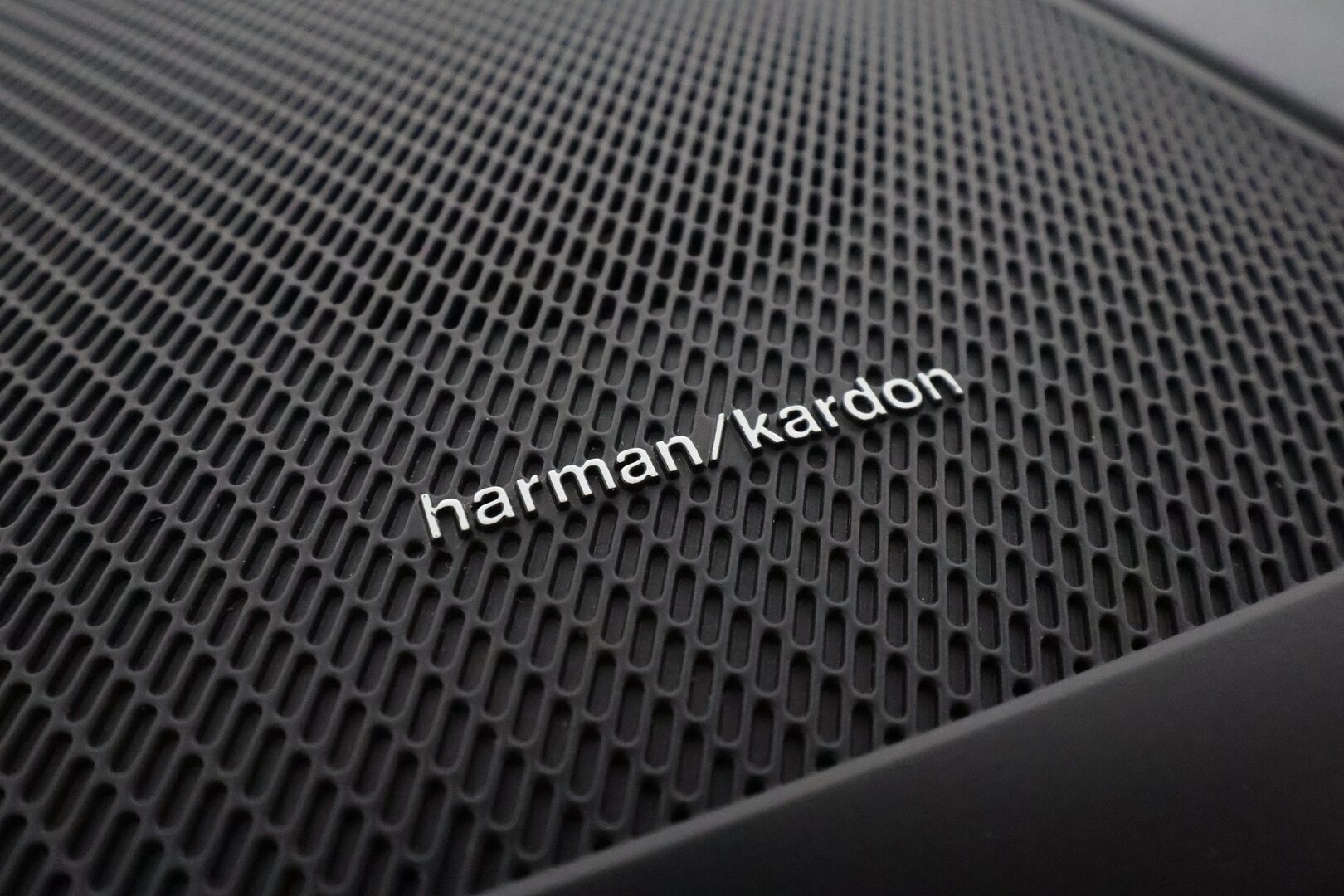 Volvo XC60 2021 T6 TwE AWD Business Inscription aut. *ACC / Panorama / Muistipenkki / Webasto / H&K / Kamera / LED / Navi / Vaaleat nahat* - KATSO KAMPANJAHINTA! / 1.Om Suomi-auto / SoH 93.4% / Kahdet renkaat aluvanteilla / Juuri huollettu / Jakohihna 9 / 25 - Osta nyt, maksa vasta ensi vuonna