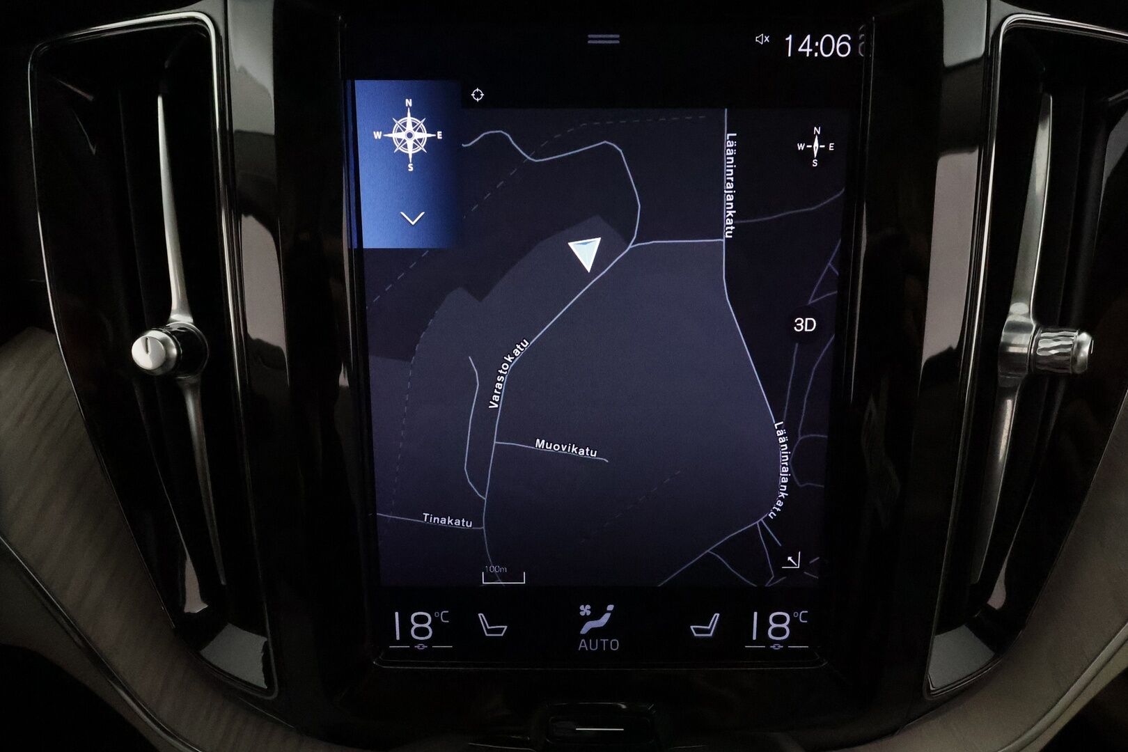 Volvo XC60 2021 T6 TwE AWD Business Inscription aut. *ACC / Panorama / Muistipenkki / Webasto / H&K / Kamera / LED / Navi / Vaaleat nahat* - KATSO KAMPANJAHINTA! / 1.Om Suomi-auto / SoH 93.4% / Kahdet renkaat aluvanteilla / Juuri huollettu / Jakohihna 9 / 25 - Osta nyt, maksa vasta ensi vuonna