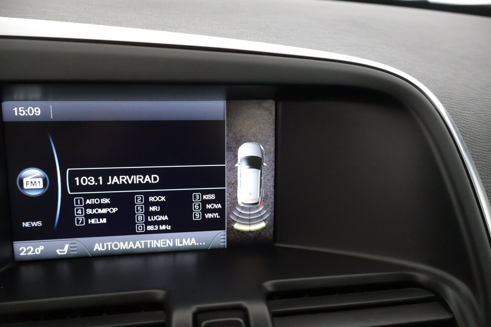 Volvo XC60 2014 D4 AWD Summum aut * Polestar / Digimittaristo / Webasto / Muistipenkki / Sähköluukku / Koukku * - * Polestar ohjelmalla oleva todella hyvin huollettu yksilö, kovilla varusteilla, kaksilla renkailla ja vanteilla / Facelift! *