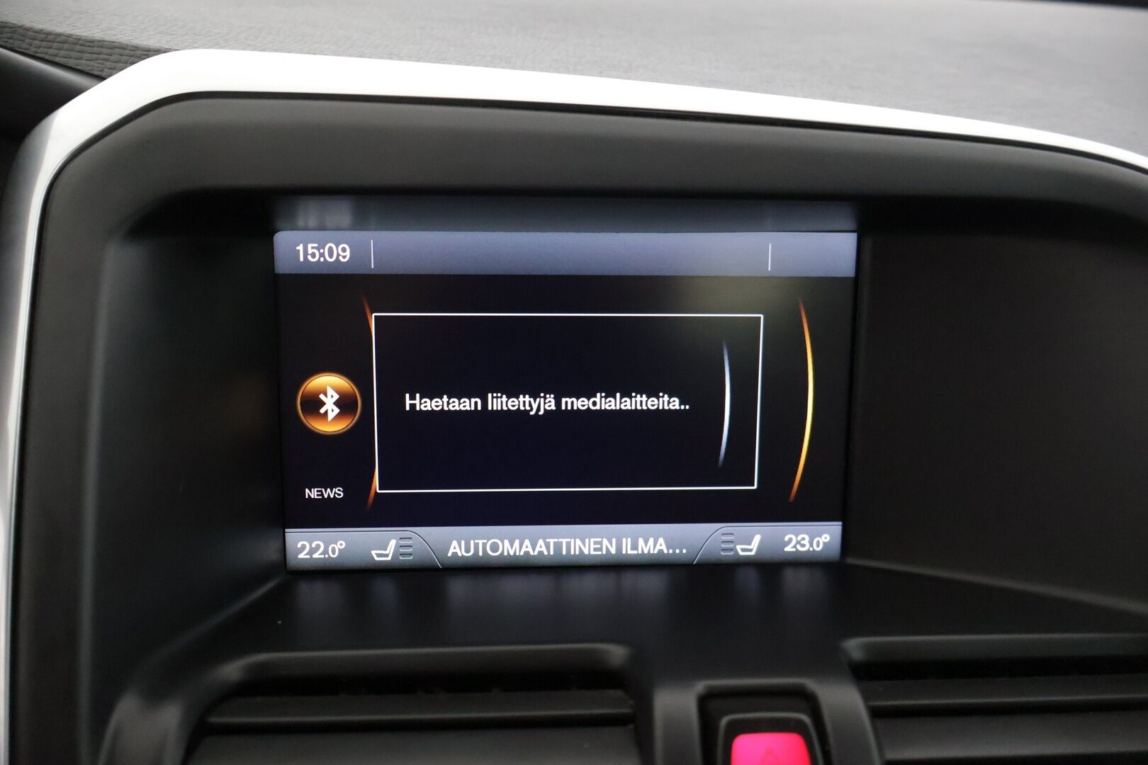 Volvo XC60 2014 D4 AWD Summum aut * Polestar / Digimittaristo / Webasto / Muistipenkki / Sähköluukku / Koukku * - * Polestar ohjelmalla oleva todella hyvin huollettu yksilö, kovilla varusteilla, kaksilla renkailla ja vanteilla / Facelift! *