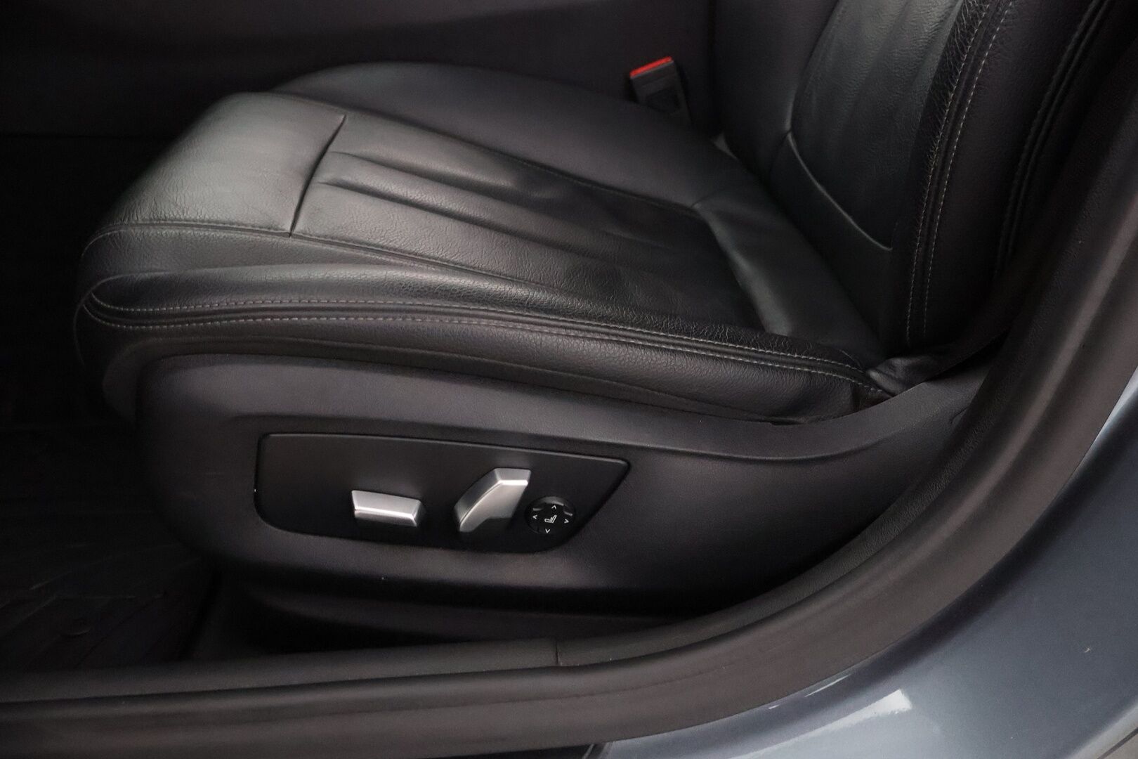 BMW 530 2017 G30 Sedan A iPerformance - Adapt.Vakkari / Peruutuskamera / Muistipenkki / Ratinlämmitin / Prof.Navi / Keyless / Juuri tullut!