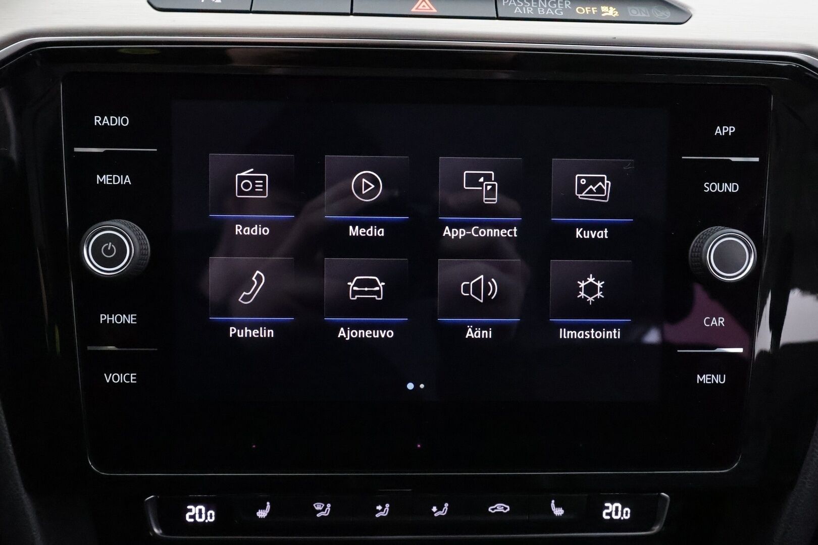 Volkswagen Passat 2018 Variant Alltrack 2,0 TDI 140 kW (190 hv) 4MOTION DSG * ACC / Webasto / Koukku / P.kamera / Ergocomfort penkki / LED * - Kahdet Renkaat