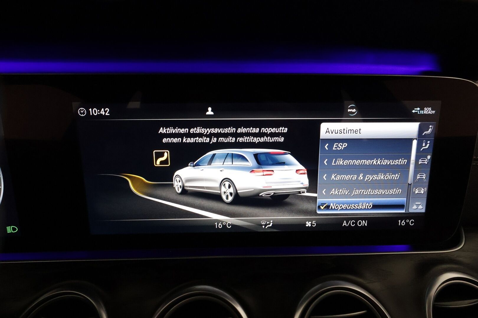 Mercedes-Benz E 2019 300 de T A Business AMG EQ Power **Panorama / ACC / Multibeam / Burmester / 360° / Sportnahat Muistilla / Widescreen** - Kahdet Renkaat / **KOVILLA KAMOILLA**