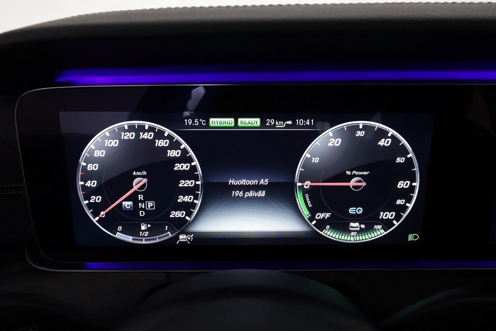 Mercedes-Benz E 2019 300 de T A Business AMG EQ Power **Panorama / ACC / Multibeam / Burmester / 360° / Sportnahat Muistilla / Widescreen** - Kahdet Renkaat / **KOVILLA KAMOILLA**