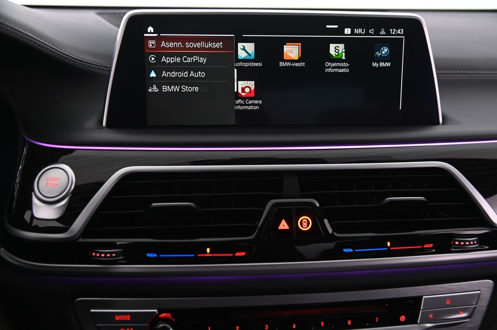BMW 745 2019 G11 Sedan 745e A - Hierovat&Ilmastoidut Penkit | Panorama | HUD | ACC | 360° Kamera | Hifi Sound System | Erikoisväri | BLIS | Laser Valot | Soft Close | 2x Renkaat&Vanteet | DAB | Akku Kuntotarkastettu
