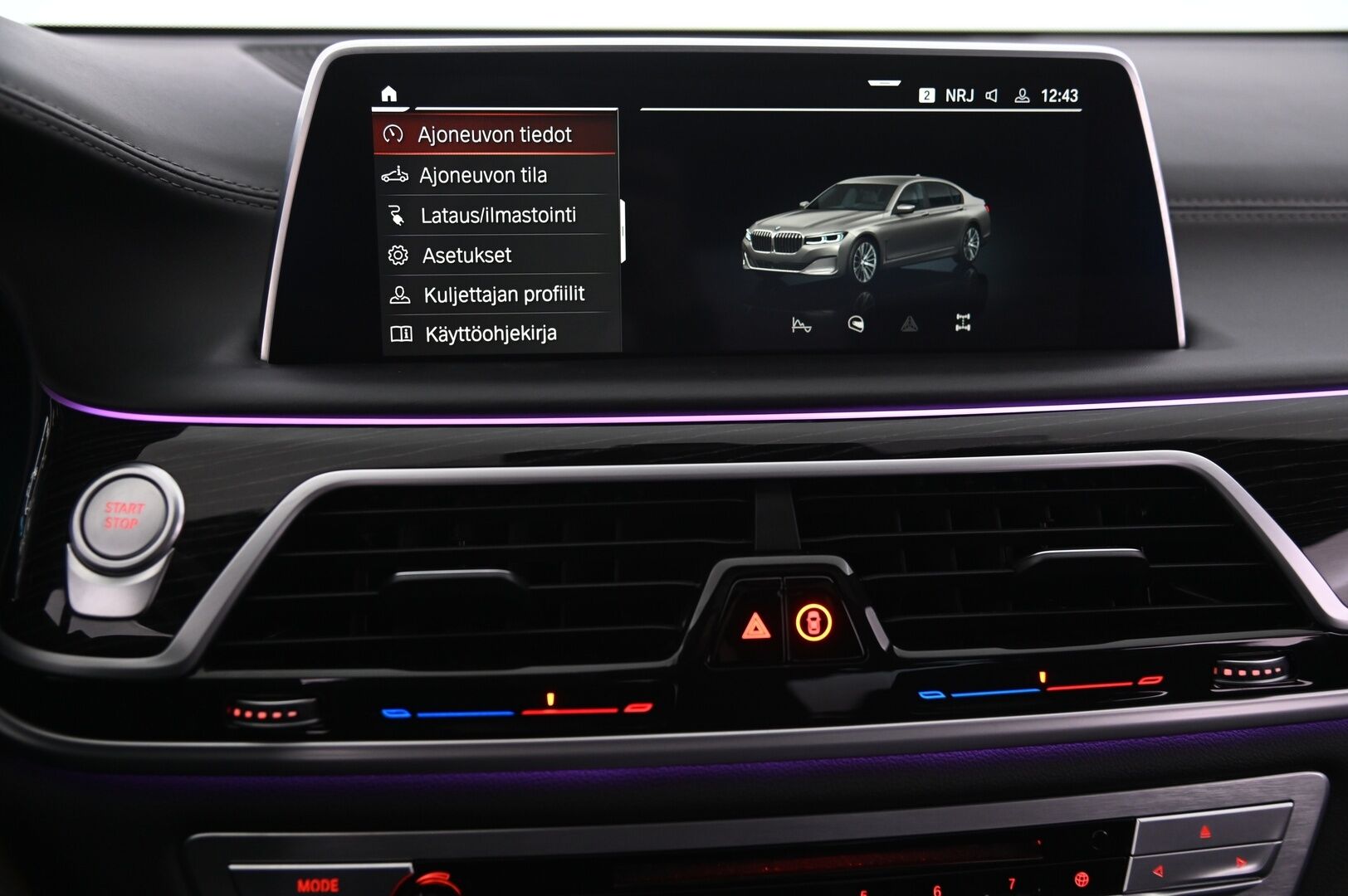 BMW 745 2019 G11 Sedan 745e A - Hierovat&Ilmastoidut Penkit | Panorama | HUD | ACC | 360° Kamera | Hifi Sound System | Erikoisväri | BLIS | Laser Valot | Soft Close | 2x Renkaat&Vanteet | DAB | Akku Kuntotarkastettu