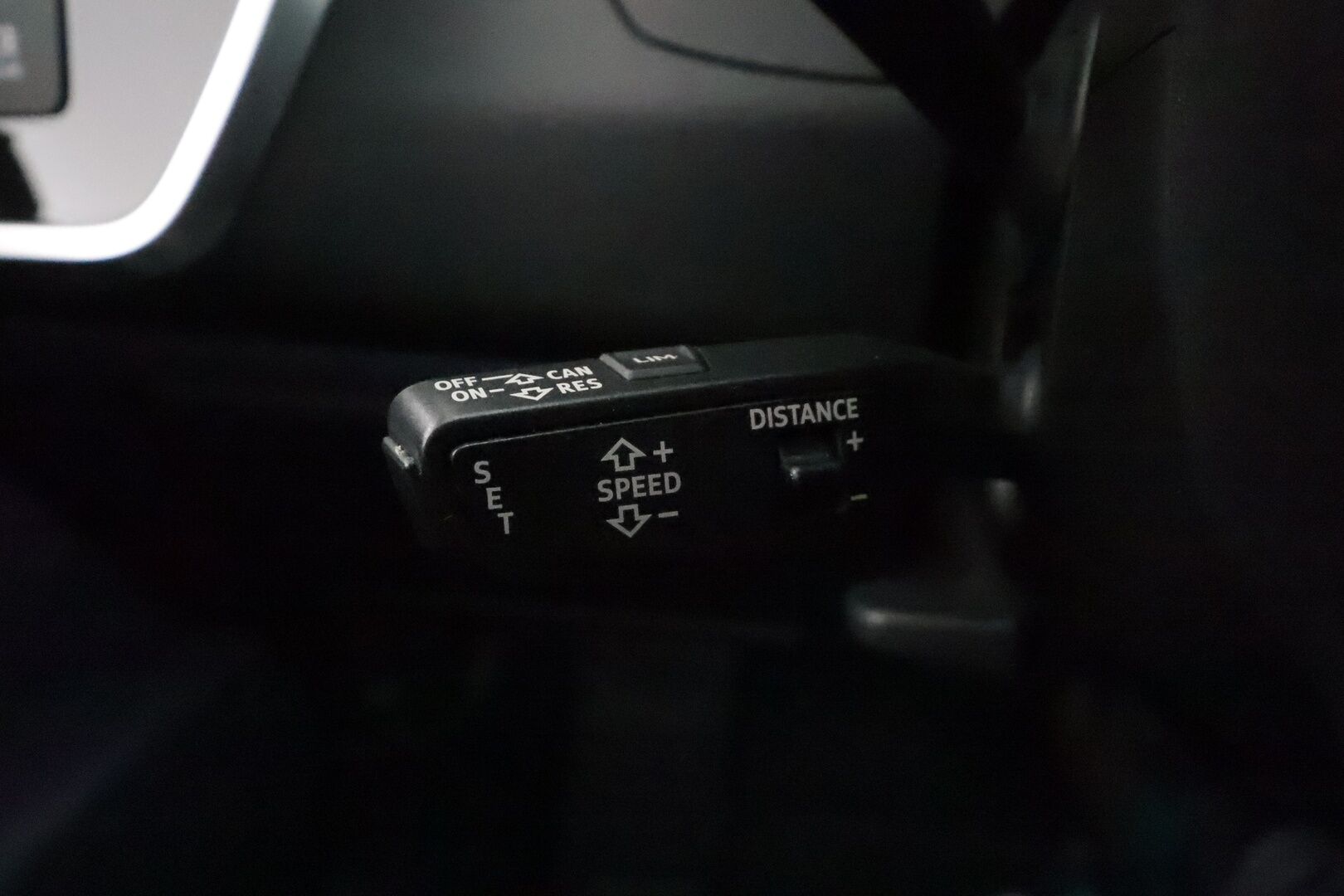 Audi A6 2021 Sedan Business Sport 50 TFSI e quattro S tronic * ACC / Imuovet / HUD / Night Vision / Muistipenkki /  360° * - Matrix LED / 1.Om Suomi-auto / Kahdet renkaat aluvanteilla / Merkkihuollettu