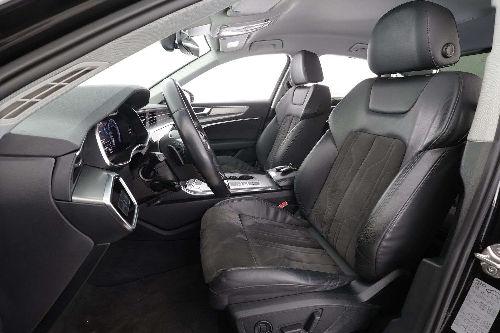 Audi A6 2021 Sedan Business Sport 50 TFSI e quattro S tronic * ACC / Imuovet / HUD / Night Vision / Muistipenkki /  360° * - Matrix LED / 1.Om Suomi-auto / Kahdet renkaat aluvanteilla / Merkkihuollettu