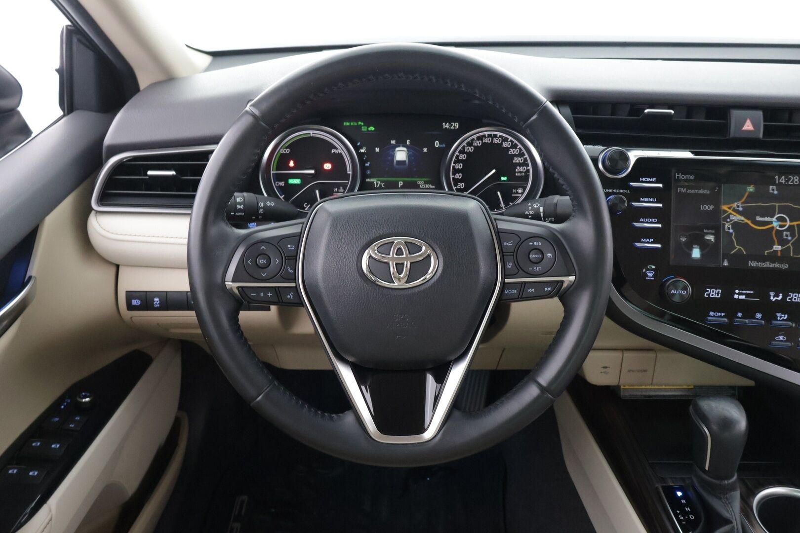Toyota Camry 2021 2,5 Hybrid Style / Toyota Relax / Adapt. Cruise / Lohko / Vaaleat nahat / BLIS / Kahdet renkaat * - / Huippuvarusteet / Merkkiliikkeen huoltokirja / Juuri huollettu ja katsastettu / 