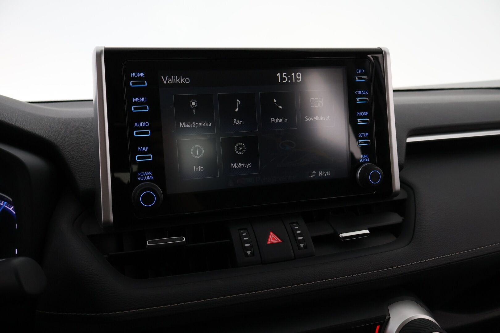 Toyota RAV4 2020 2,5 Hybrid AWD-i Active - 3,99 % KORKOTARJOUS TÄHÄN AUTOON - Suomiauto / Merkkihuollot / Adapt.Vakkari / Peruutuskamera / Adapt.LED / Vetokoukku / Ratinlämmitys / Lohko & Sisäpistoke / Juuri tullut Tampereelle!
