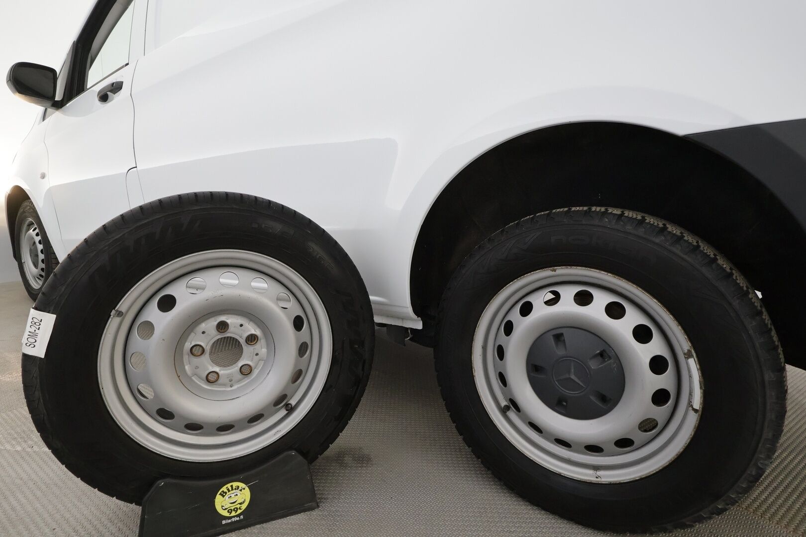 Mercedes-Benz Vito 2021 110cdi-3,05/32k Keskipitkä A2 - 1-om Suomi-auto | Kahdet renkaat | Merkkihuollot | ALV-Vähennyskelpoinen | Webasto | Koukku | ALV | P.kamera | Vakkari | Apple&Android 