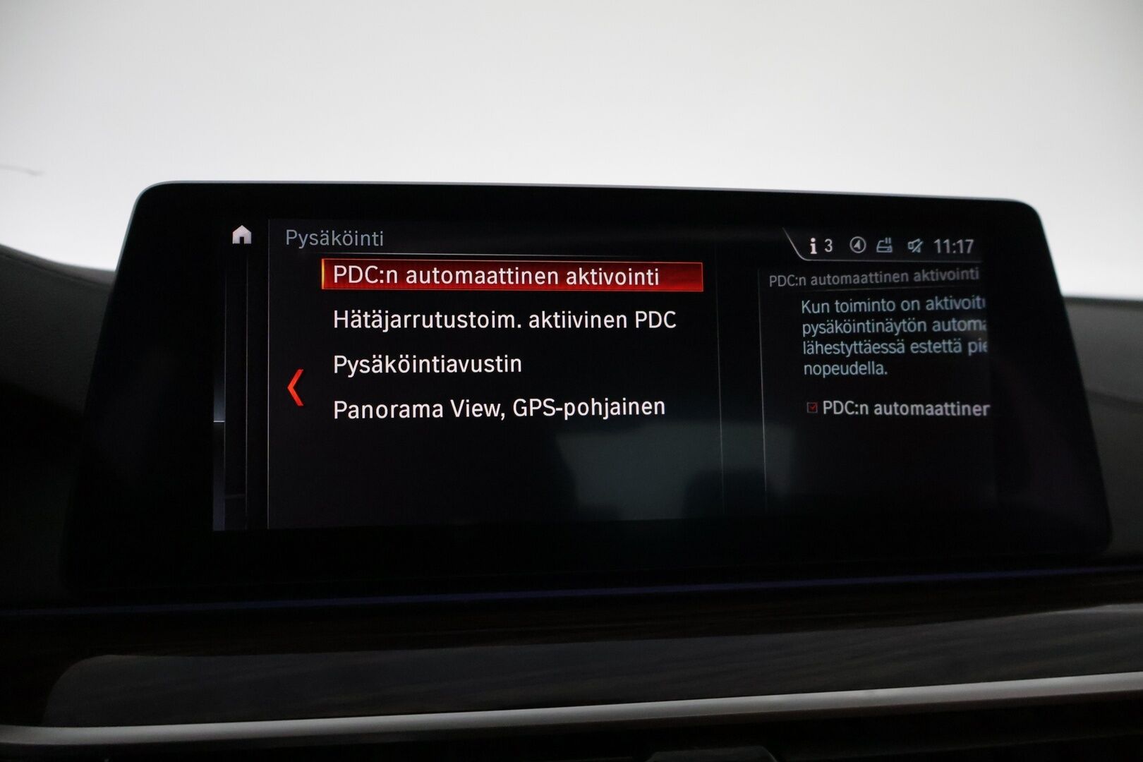 BMW 530 2019 530e iPerformance Sedan *Kattoluukku / Konjakkinahat / 360-Kamera / Hierovat penkit /  Ambient / Prof.Navi* - Comfort Access / Muistipenkit / Kahdet renkaat ja vanteet