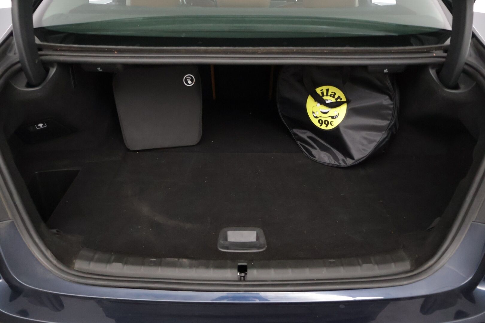 BMW 530 2019 530e iPerformance Sedan *Kattoluukku / Konjakkinahat / 360-Kamera / Hierovat penkit /  Ambient / Prof.Navi* - Comfort Access / Muistipenkit / Kahdet renkaat ja vanteet