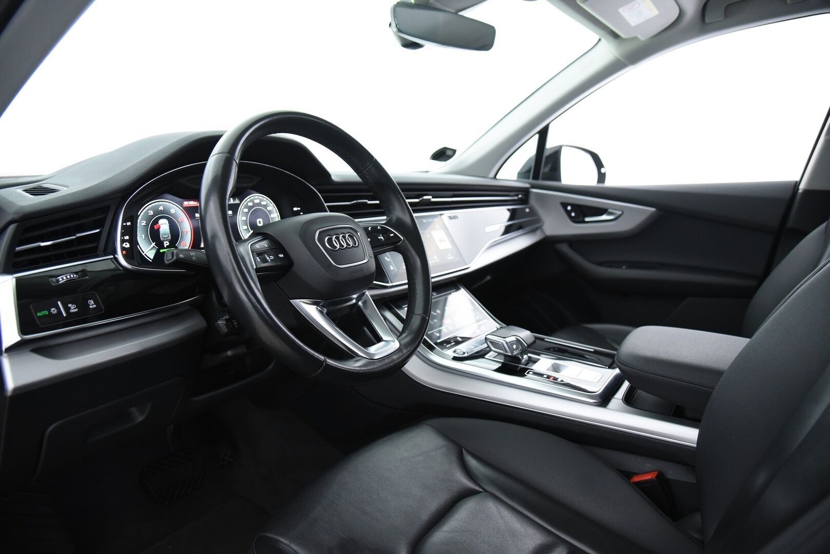 Audi Q7 2021 Business S line 55 TFSI e quattro tiptronic / Adapt.vak / Matrix-LED / P-kamera / Sähkösäädöt / Vetokoukku - Merkkiliikkeen huoltama / 2x Vanteet / Ilma-alusta / - HULLUT VÄLIPÄIVÄT KORKOTARJOUS 2,49%