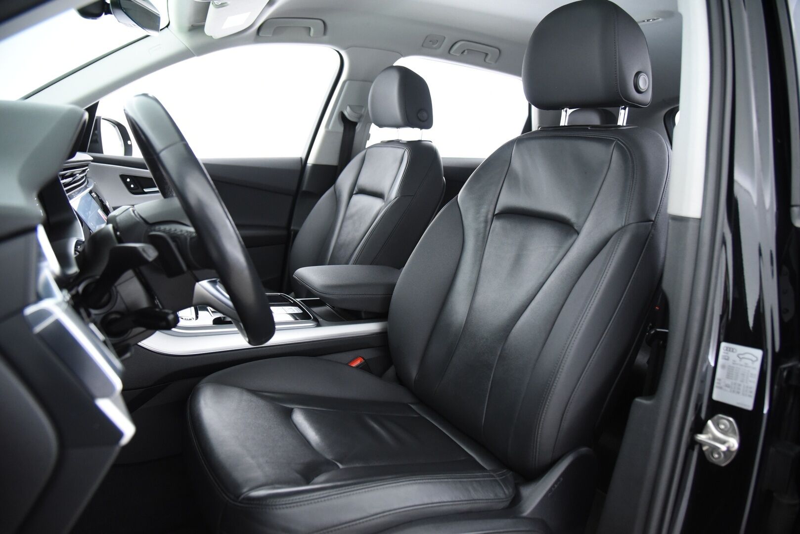 Audi Q7 2021 Business S line 55 TFSI e quattro tiptronic / Adapt.vak / Matrix-LED / P-kamera / Sähkösäädöt / Vetokoukku - Näyttävä merkkihuollettu yksilö! - Osta nyt, maksa vasta ensi vuonna