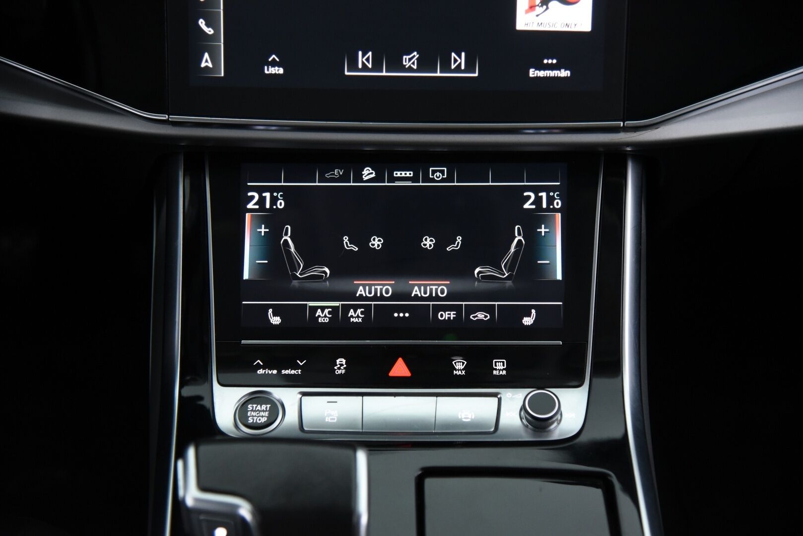 Audi Q7 2021 Business S line 55 TFSI e quattro tiptronic / Adapt.vak / Matrix-LED / P-kamera / Sähkösäädöt / Vetokoukku - Merkkiliikkeen huoltama / 2x Vanteet / Ilma-alusta / - HULLUT VÄLIPÄIVÄT KORKOTARJOUS 2,49%