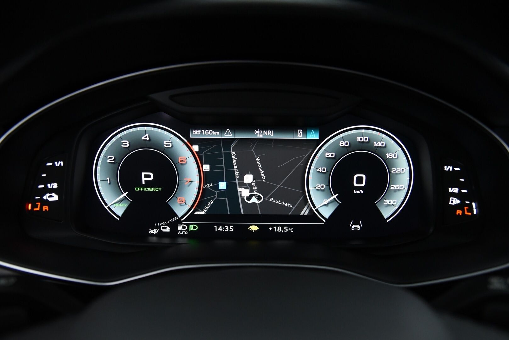 Audi Q7 2021 Business S line 55 TFSI e quattro tiptronic / Adapt.vak / Matrix-LED / P-kamera / Sähkösäädöt / Vetokoukku - Näyttävä merkkihuollettu yksilö! - Osta nyt, maksa vasta ensi vuonna