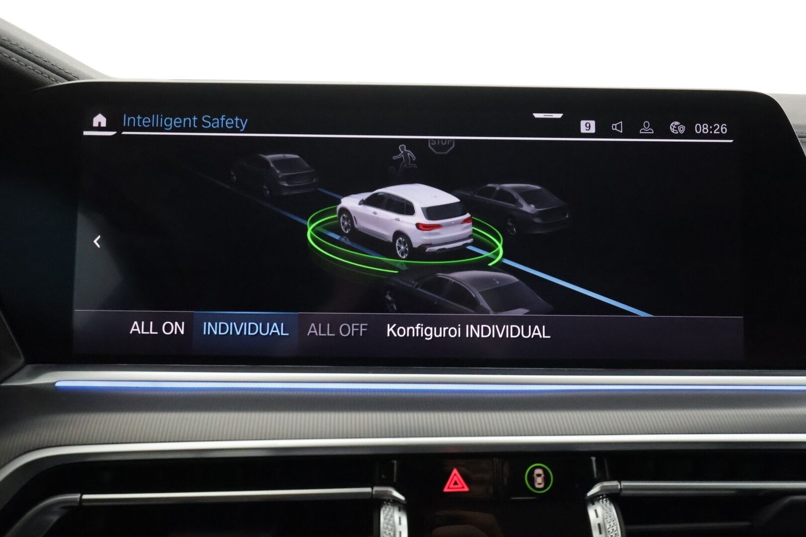 BMW X5 2020 G05 xDrive45e A Charged Edition - | Ilma-alusta | Koukku | ACC | HUD | 360 | Sporttipenkki Muistilla | Navi | Kaistavahti | Katveavustin | Apple&Android | Suomi-auto | Kahdet renkaat |