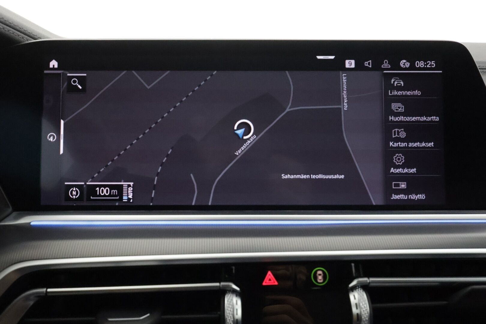 BMW X5 2020 G05 xDrive45e A Charged Edition - | Ilma-alusta | Koukku | ACC | HUD | 360 | Sporttipenkki Muistilla | Navi | Kaistavahti | Katveavustin | Apple&Android | Suomi-auto | Kahdet renkaat |