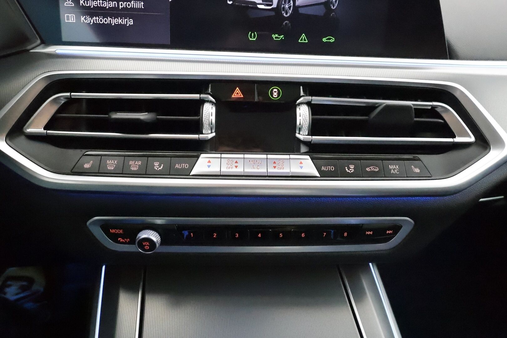 BMW X5 2020 G05 xDrive45e A Charged Edition - | Ilma-alusta | Koukku | ACC | HUD | 360 | Sporttipenkki Muistilla | Navi | Kaistavahti | Katveavustin | Apple&Android | Suomi-auto | Kahdet renkaat |