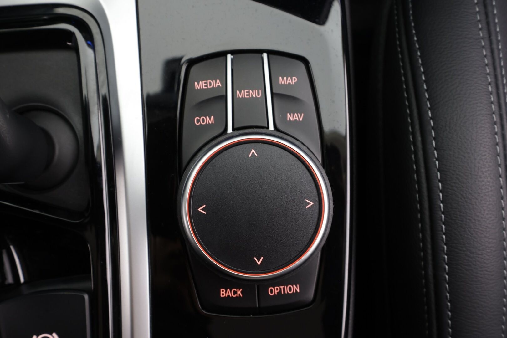 BMW X3 2020 G01 xDrive 30e A Charged Edition xLine * ACC / HUD / Adapt.LED / Hifi / Navi / P.tutkat / Sporttipenkit * - 1.Om Suomi-auto / Kahdet renkaat aluvanteilla / Akku kuntotarkastettu SOH 85,5% / Juuri katsastettu