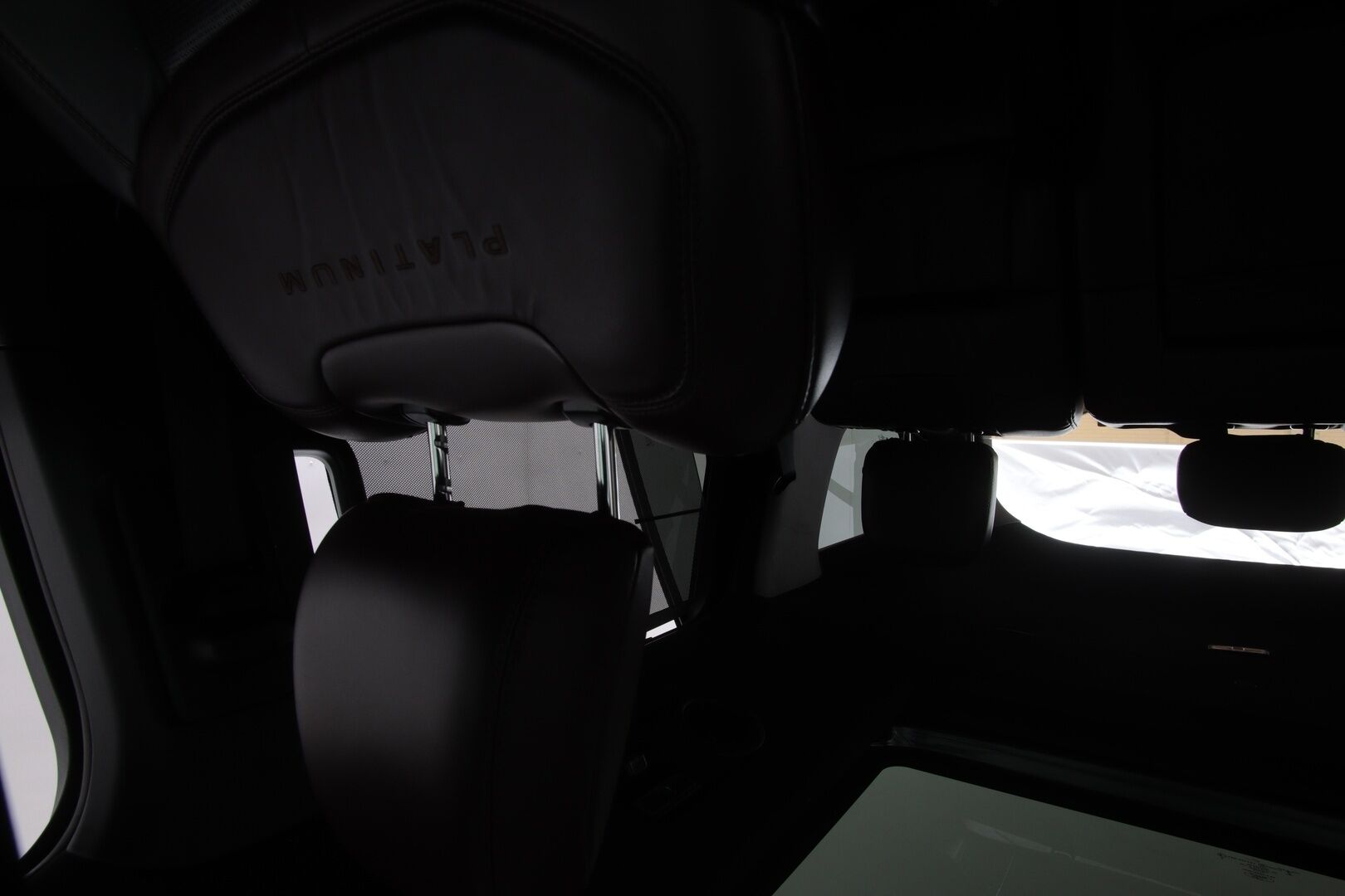 Ford Explorer 2020 3,0 V6 Ecoboost 457hv PHEV A10 AWD Platinum 7-P - | Kattava varustelu! | 7-paikkainen | ACC | B&O | 360 Kamera | Panorama | Hierovat ilmastoidut nahkaistuimet | Digimittaristo | Keyless | Suomi-auto | Muistipenkki | Ratinlämmitin |
