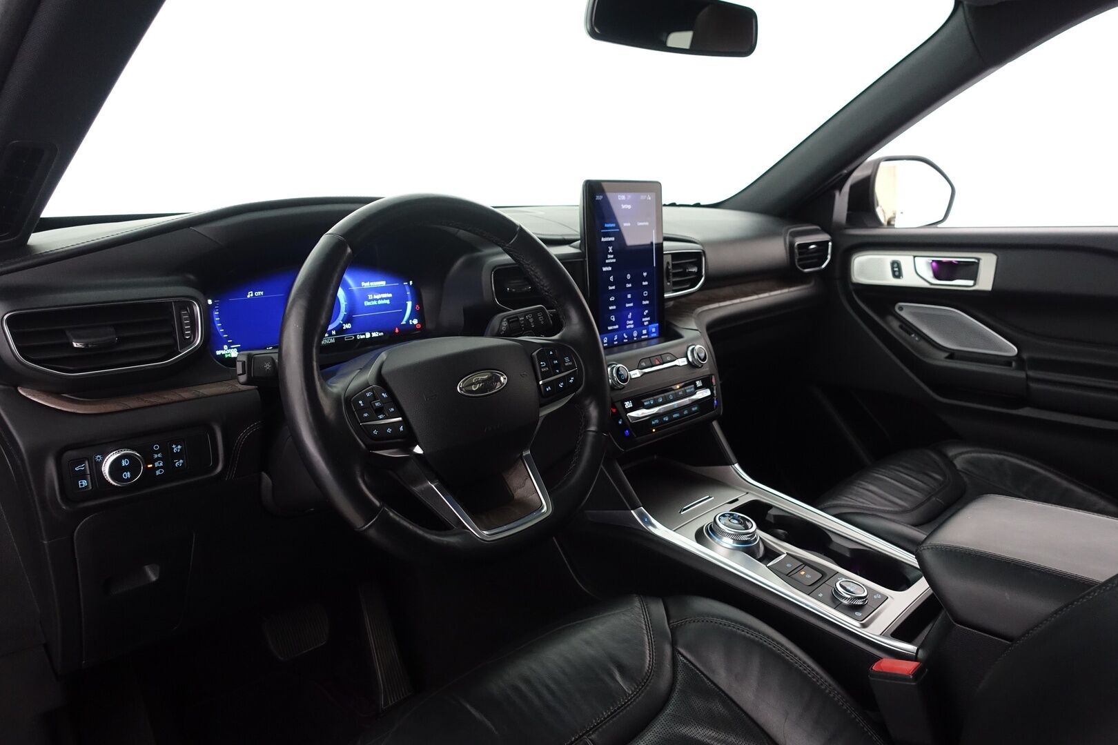 Ford Explorer 2020 3,0 V6 Ecoboost 457hv PHEV A10 AWD Platinum 7-P - | Suomi-Auto | Kattava varustelu! | 7-paikkainen | ACC | B&O | 360 Kamera | Panorama | Hierovat ilmastoidut nahkaistuimet | Digimittaristo | Keyless | Suomi-auto | Muistipenkki | Ratinlämmitin |