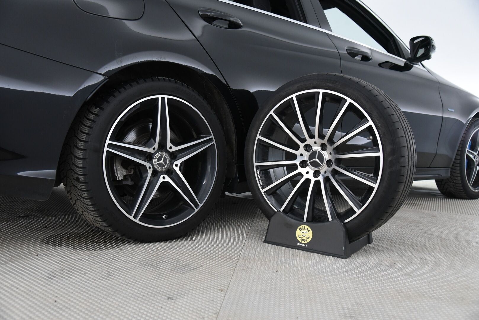 Mercedes-Benz C 2018 350 e T A Sedan Edition AMG / Panorama / Muistipaketti / 360-kamera / IHC+ / LED / - AMG Sisä- ja ulkopaketti / Todella hieno! / 