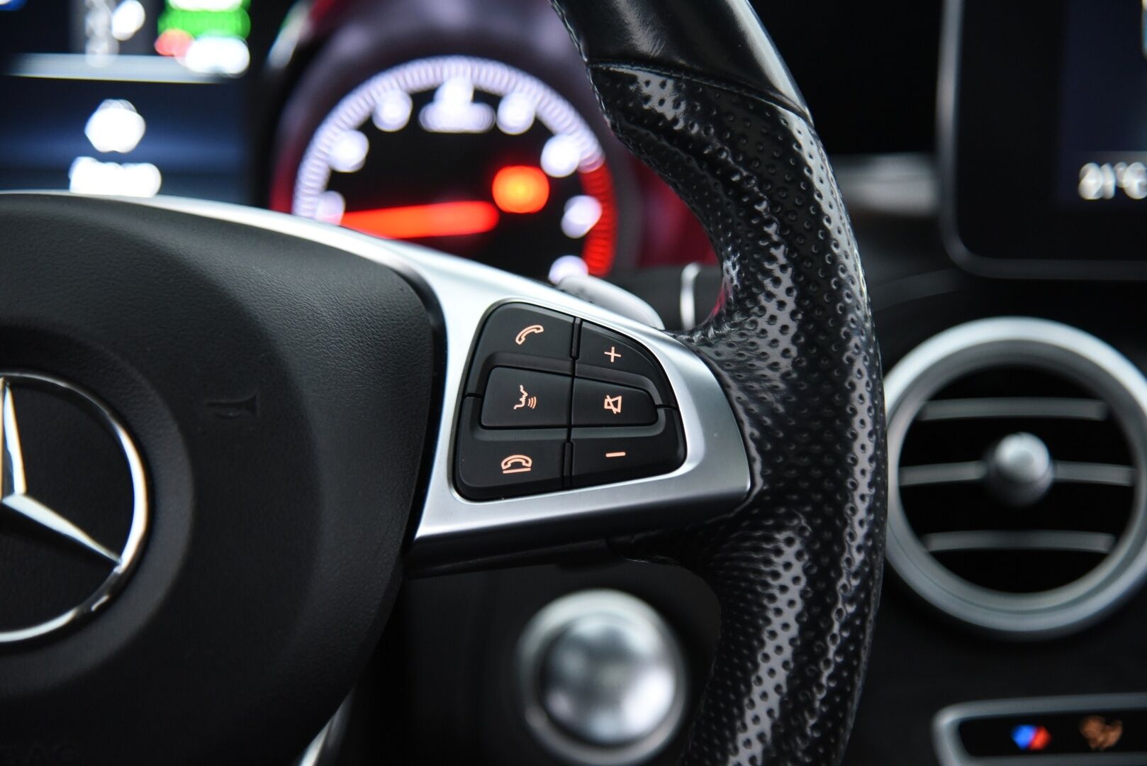 Mercedes-Benz C 2018 350 e T A Sedan Edition AMG / Panorama / Muistipaketti / 360-kamera / IHC+ / LED / - AMG Sisä- ja ulkopaketti / Todella hieno! / 