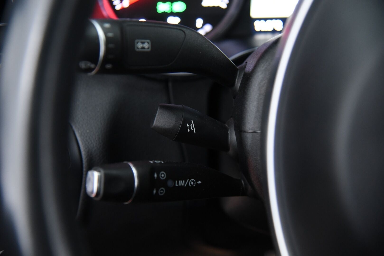 Mercedes-Benz C 2018 350 e T A Sedan Edition AMG / Panorama / Muistipaketti / 360-kamera / IHC+ / LED / - AMG Sisä- ja ulkopaketti / Todella hieno! / 