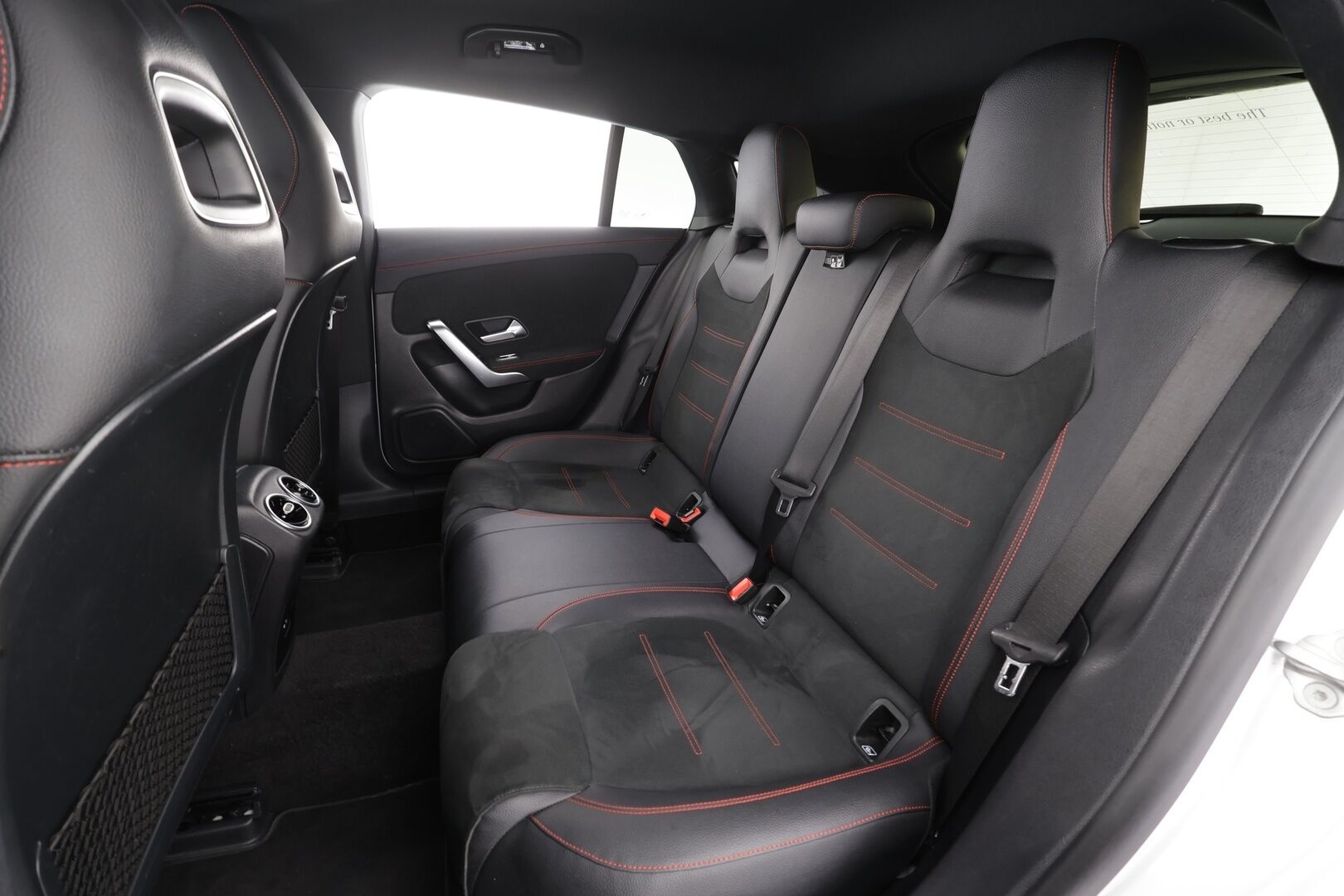 Mercedes-Benz CLA 2021 250 e A Shooting Brake Business AMG EQ Power * Vetokoukku / Widescreen / LED High Performance / Lisälämmitin / Comand Navi - 1OM Suomiauto / Facelift / Peruutuskamera / Nahka-Alcantara - HULLUT AVAJAISHULINAT KORKOTARJOUS 3,29 %