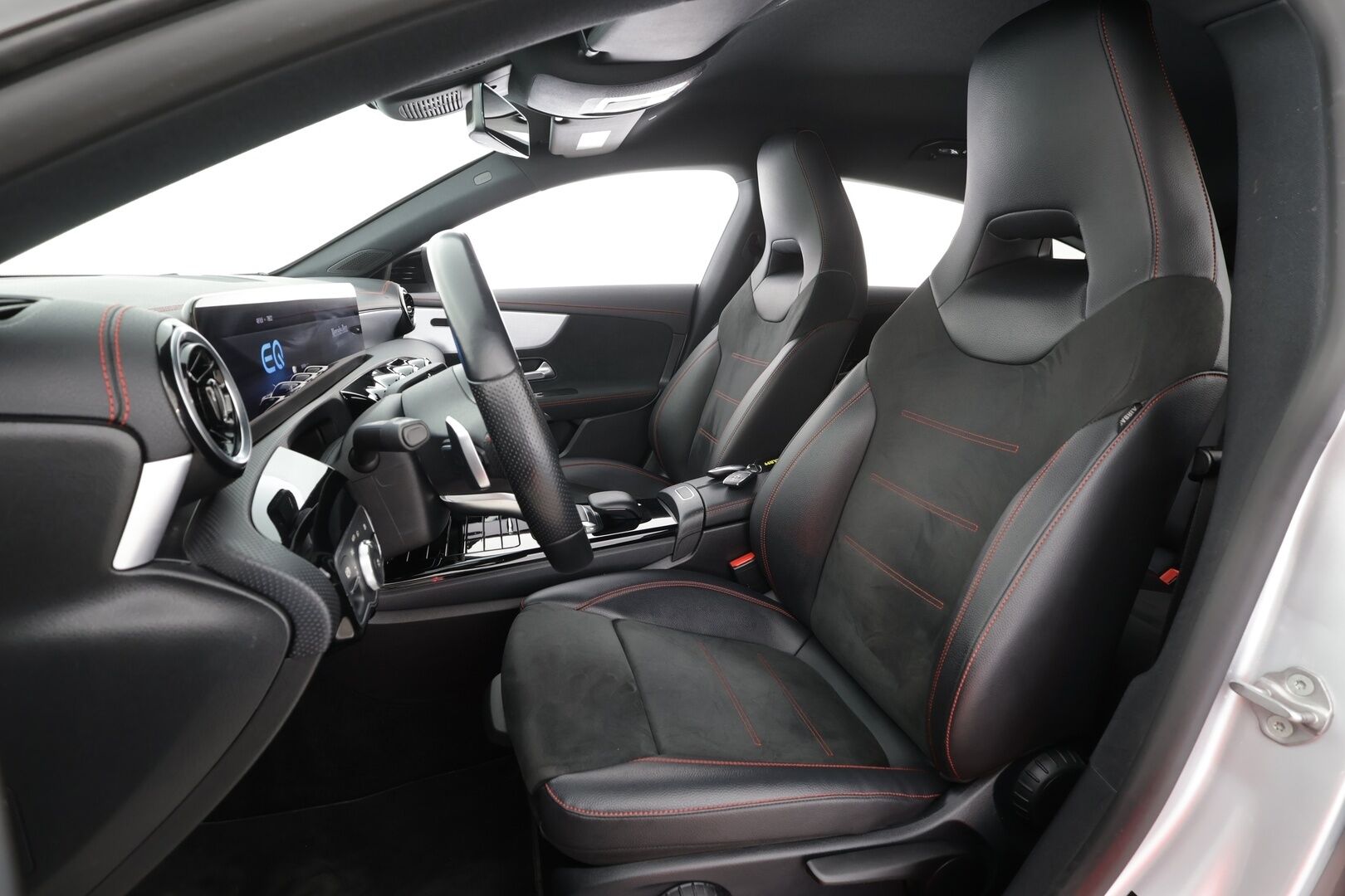 Mercedes-Benz CLA 2021 250 e A Shooting Brake Business AMG EQ Power * Widescreen / Distronic + / LHP / Sporttipenkit / Lisälämmitin / Navi *