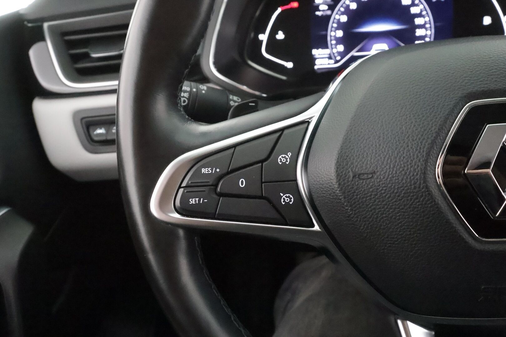 Renault Captur 2020 TCe 130 EDC7-aut Festival - Suomi-auto | BOSE | Puolinahat | Kamera | LED | Ratinlämmitin | Kaistavahti | Navi | Apple & Android