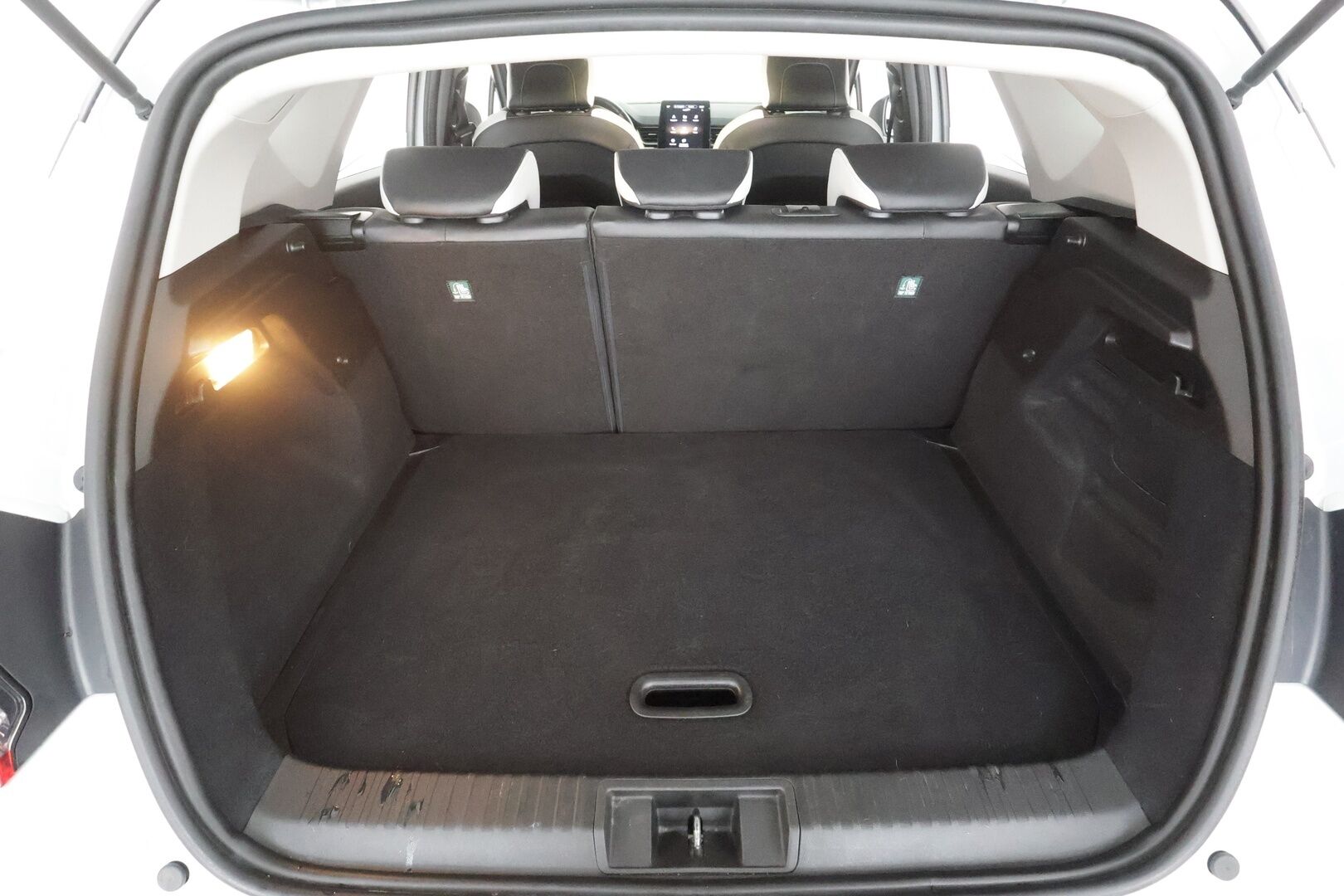 Renault Captur 2020 TCe 130 EDC7-aut Festival - Suomi-auto | BOSE | Puolinahat | Kamera | LED | Ratinlämmitin | Kaistavahti | Navi | Apple & Android
