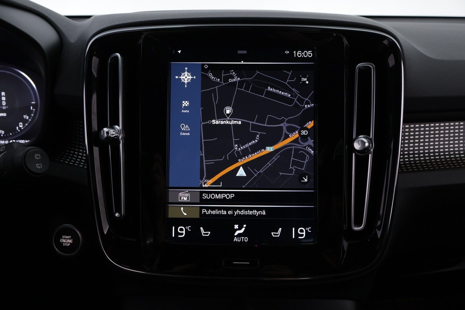 Volvo XC40 2021 T5 TwE Business R-Design aut - Suomiauto | Webasto | Koukku | Harman&Kardon | Nahka-Alcantara | Peruutuskamera | BLIS | Navi | Adapt.LED | Supervarusteet!