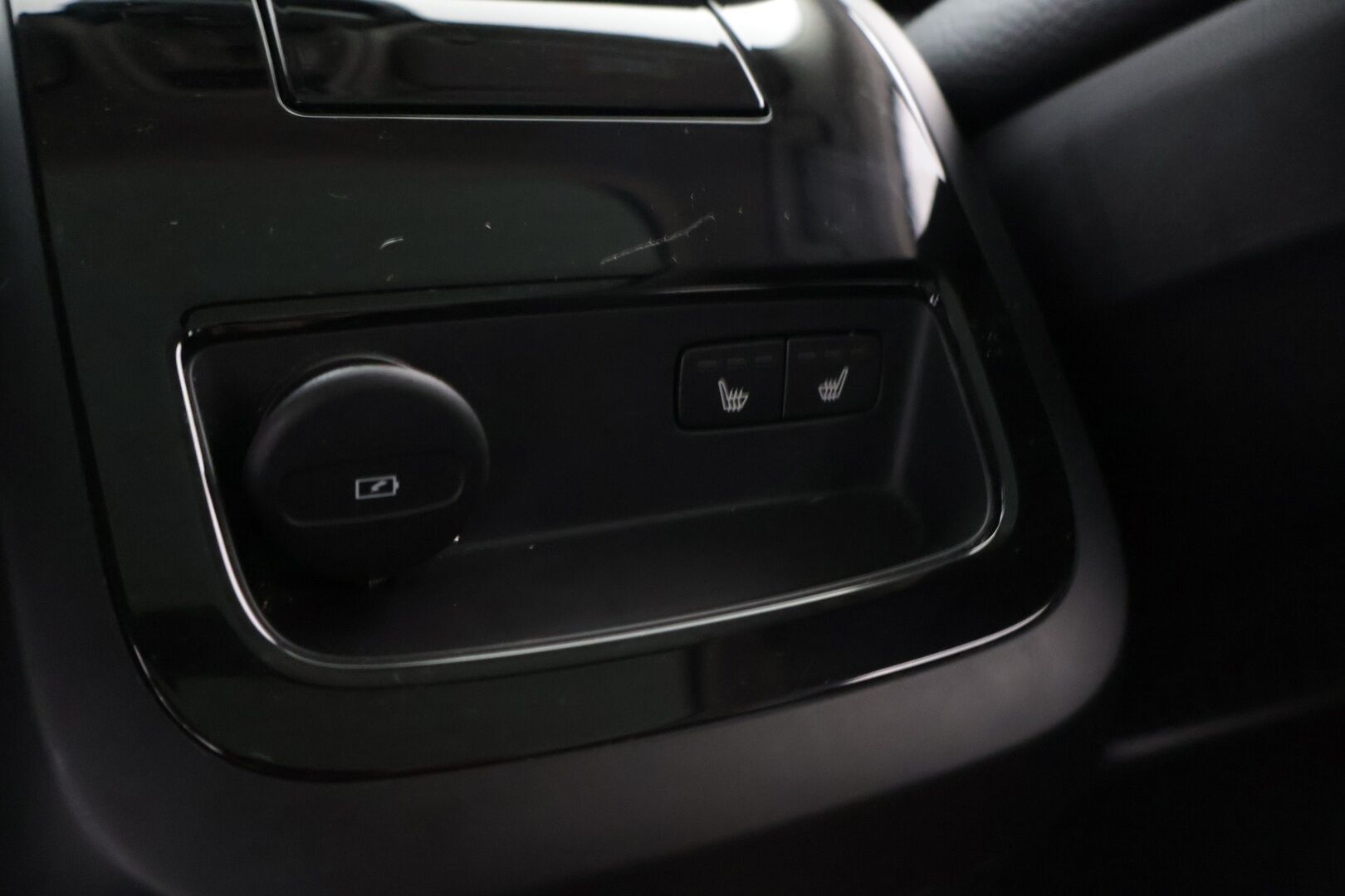 Volvo V60 2021 T8 TwE AWD Business Inscription aut - ACC | Pilot Assist | Panorama | 360° kamera | Muistipenkit | Webasto | Merkkihuollettu | Jakohihna vaihdettu 2025 | Supersiisti