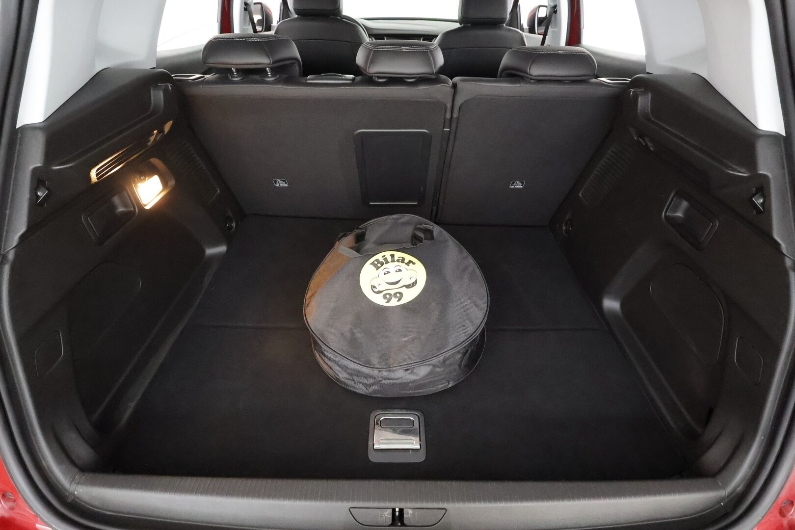 Opel Grandland X 2020 PHEV Innovation Plus Business 225 Turbo A8 FWD * Ilmastoitu Muistipenkki / LED / 360° / Koukku / Kaistavahti / Navi * - Suomi-auto / 2x Latauskaapelit / Kahdet renkaat - HULLU BLACKWEEK KORKOTARJOUS 2,49%