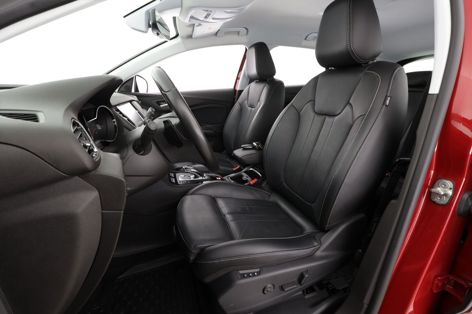 Opel Grandland X 2020 PHEV Innovation Plus Business 225 Turbo A8 FWD * Ilmastoitu Muistipenkki / LED / 360° / Koukku / Kaistavahti / Navi * - Suomi-auto / 2x Latauskaapelit / Kahdet renkaat - HULLU BLACKWEEK KORKOTARJOUS 2,49%