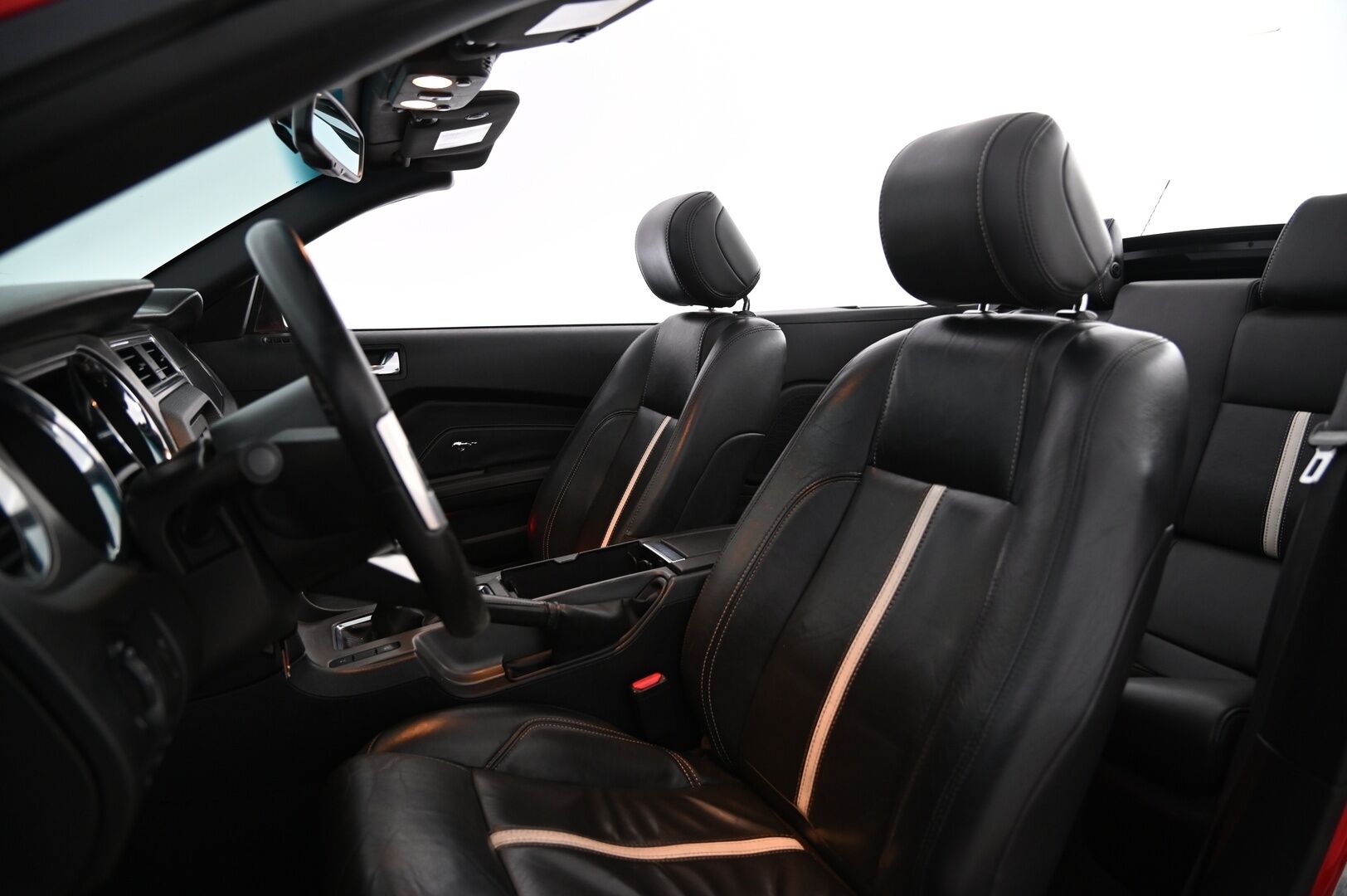 Ford Mustang 2012 GT 5,0 V8 Convertible*Myydään Huutokaupat.com* - *Myydään Huutokaupat.com*