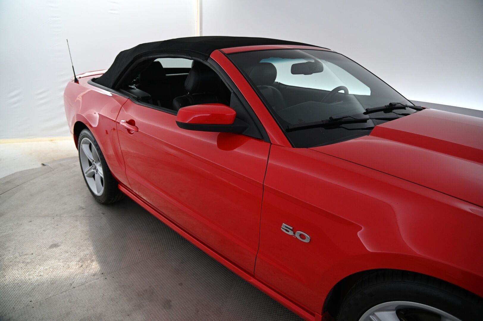 Ford Mustang 2012 GT 5,0 V8 Convertible*Myydään Huutokaupat.com* - *Myydään Huutokaupat.com*
