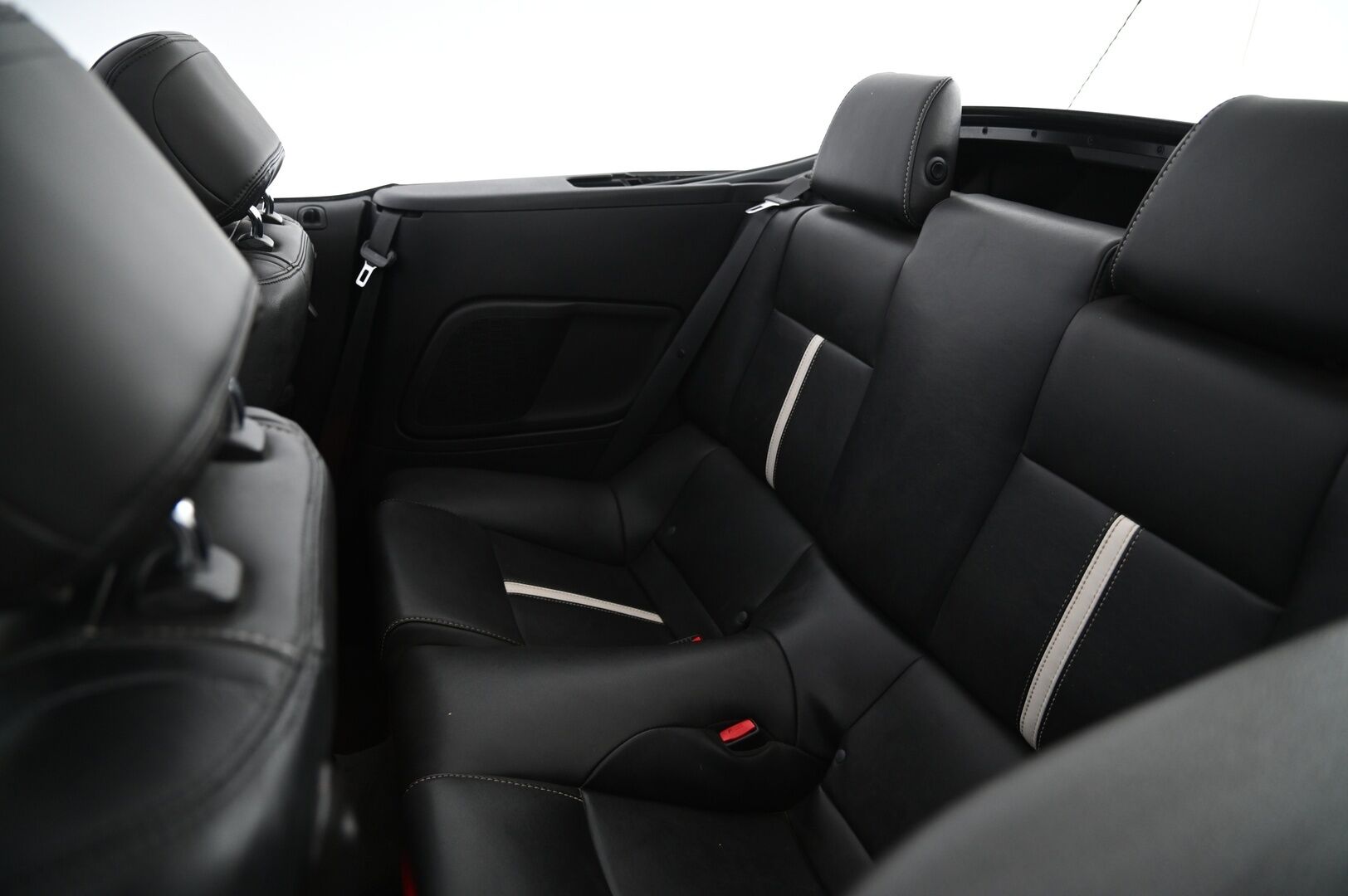 Ford Mustang 2012 GT 5,0 V8 Convertible*Myydään Huutokaupat.com* - *Myydään Huutokaupat.com*