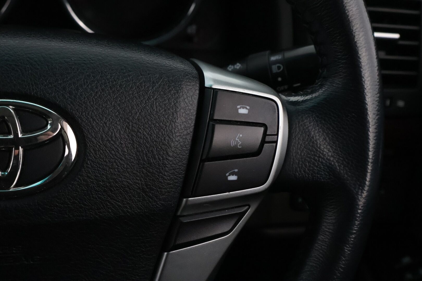 Toyota Mark X 2010 GRX130 250G V6 Facelift Aut * Peruutuskamera / Sähköpenkit / Lohkolämmitin / Xenon / Upea yksilö! - Helmiäisväri / KeylessGo / Juuri tullut Tampereelle! - HULLUT JOULUT KORKOTARJOUS 2,49% 