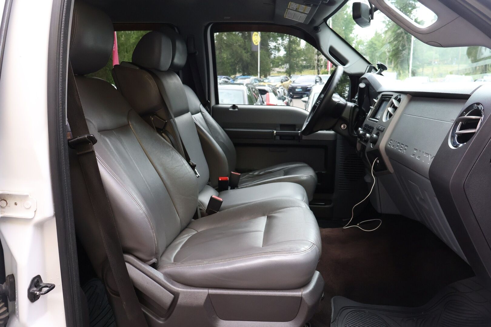 Ford F250 2014 Super Duty Crew Cab 6.7L POWERSTROKE DIESEL *MYYDÄÄN HUUTOKAUPAT.COM* - 3,99 % KORKOTARJOUS TÄHÄN AUTOON - *SÄRMÄ SEKÄ NÄYTTÄVÄ F250* *MYYDÄÄN HUUTOKAUPAT.COM*