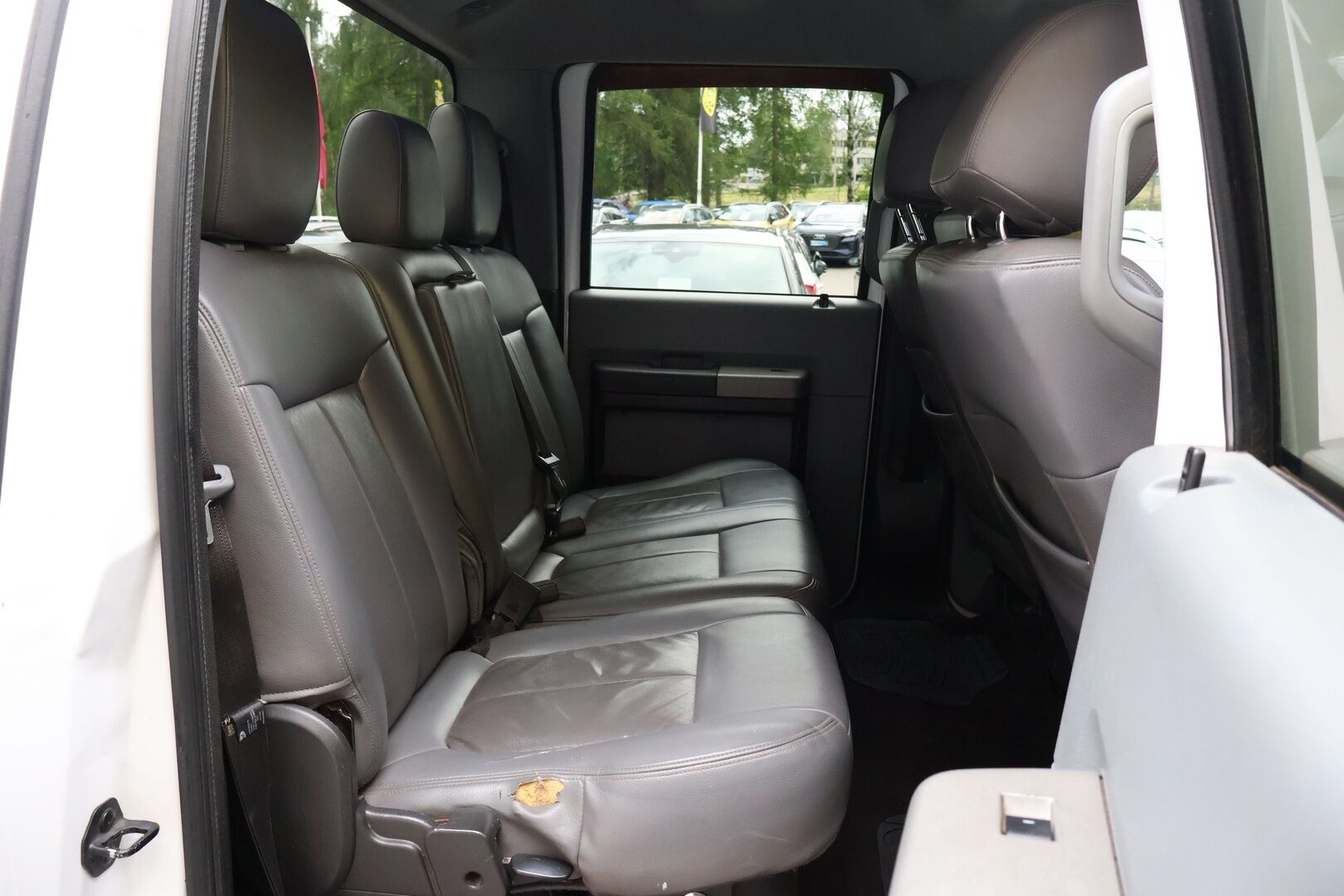 Ford F250 2014 Super Duty Crew Cab 6.7L POWERSTROKE DIESEL *MYYDÄÄN HUUTOKAUPAT.COM* - 3,99 % KORKOTARJOUS TÄHÄN AUTOON - *SÄRMÄ SEKÄ NÄYTTÄVÄ F250* *MYYDÄÄN HUUTOKAUPAT.COM*