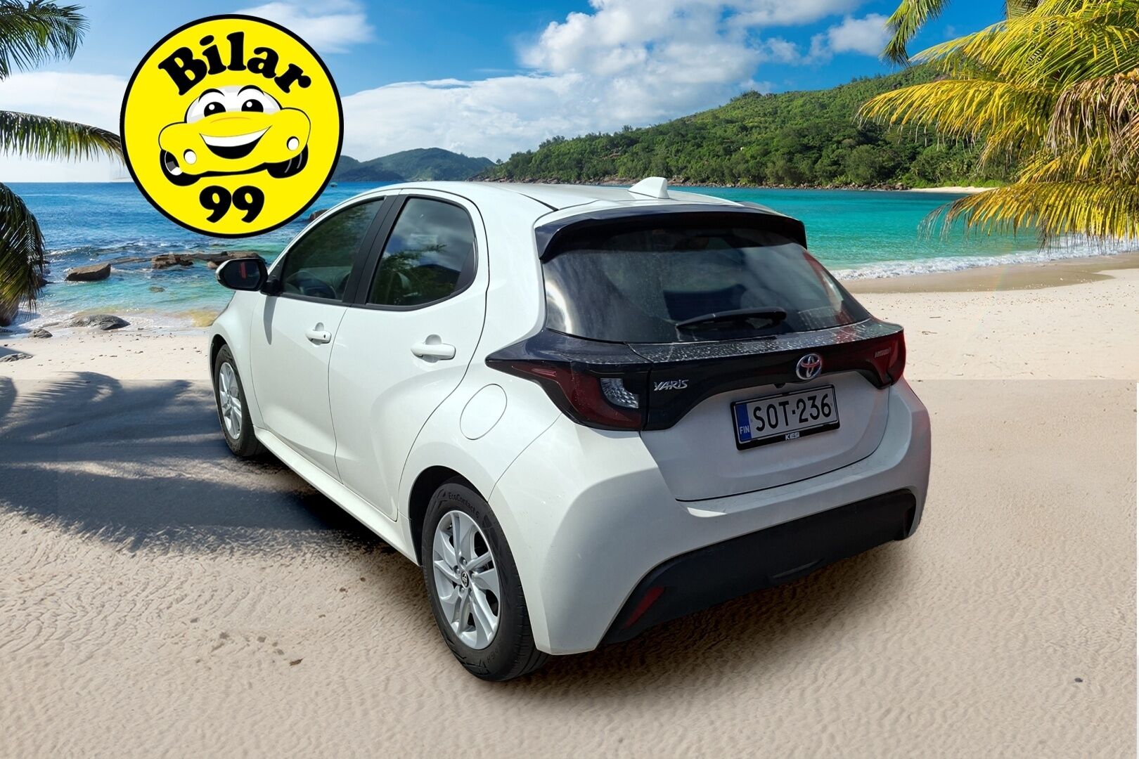 Toyota Yaris 2022 1,5 Hybrid Active / Kaista-vahti / P-kamera / Merkkihuollot / Suomi-auto / Ratinlämmitin / - Siisti merkkihuollettu Toyota kahdella rengassetillä / valmiina ajoon