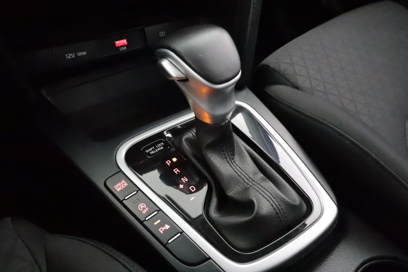 Kia Ceed 2022 1,0 T-GDI Mild-Hybrid 120hv LX SW DCT * Suomi-auto / Vakkari / P.tutka / Bluetooth / 2xRenkaat / Lohkolämmitin * - HULLU BLACKWEEK KORKOTARJOUS 2,49%