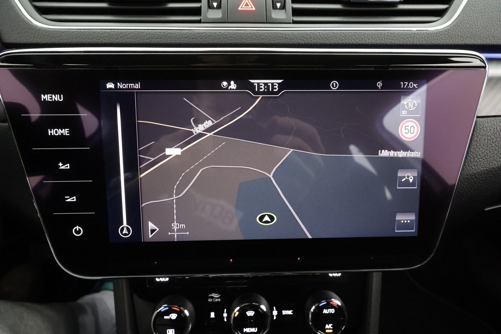 Skoda Superb 2020 Combi 1,4 TSI PHEV SportLine iV DSG * Webasto / ACC / Matrix-LED / 360° / Navi / Sporttipenkit Muistilla / Keyless * - 2x Latauskaapelit / Kahdet renkaat / Merkkihuollettu!