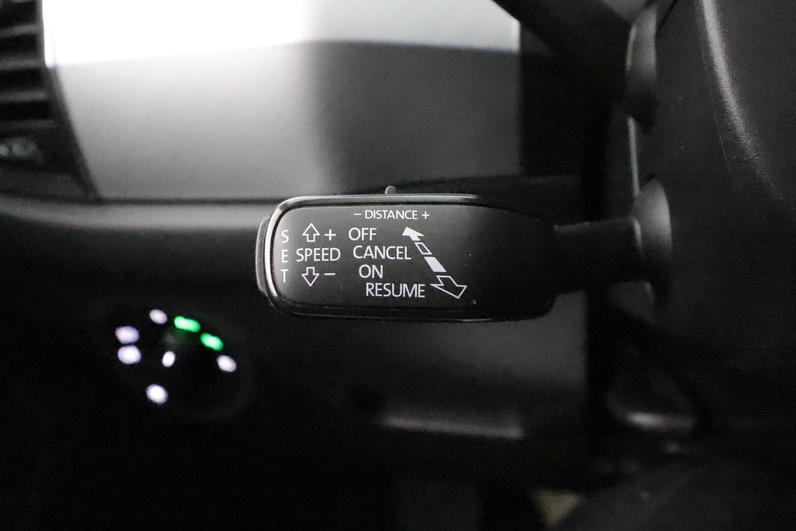 Skoda Kodiaq 2022 1.5 TSI ACT Ambition - | ACC | Webasto | Koukku | Facelift | Digimittaristo | P.kamera | LED | Ambient | Keyless | Lämm. tuulilasi | Lämm. ratti | Merkkihuollot | 1-om suomiauto |