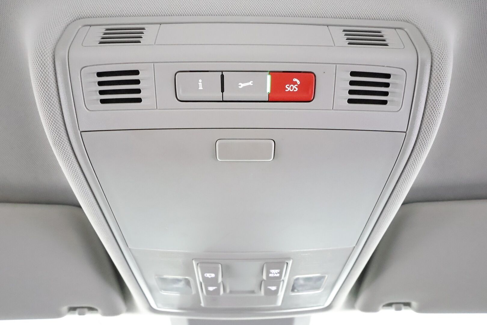 Skoda Kodiaq 2022 1.5 TSI ACT Ambition - | ACC | Webasto | Koukku | Facelift | Digimittaristo | P.kamera | LED | Ambient | Keyless | Lämm. tuulilasi | Lämm. ratti | Merkkihuollot | 1-om suomiauto |