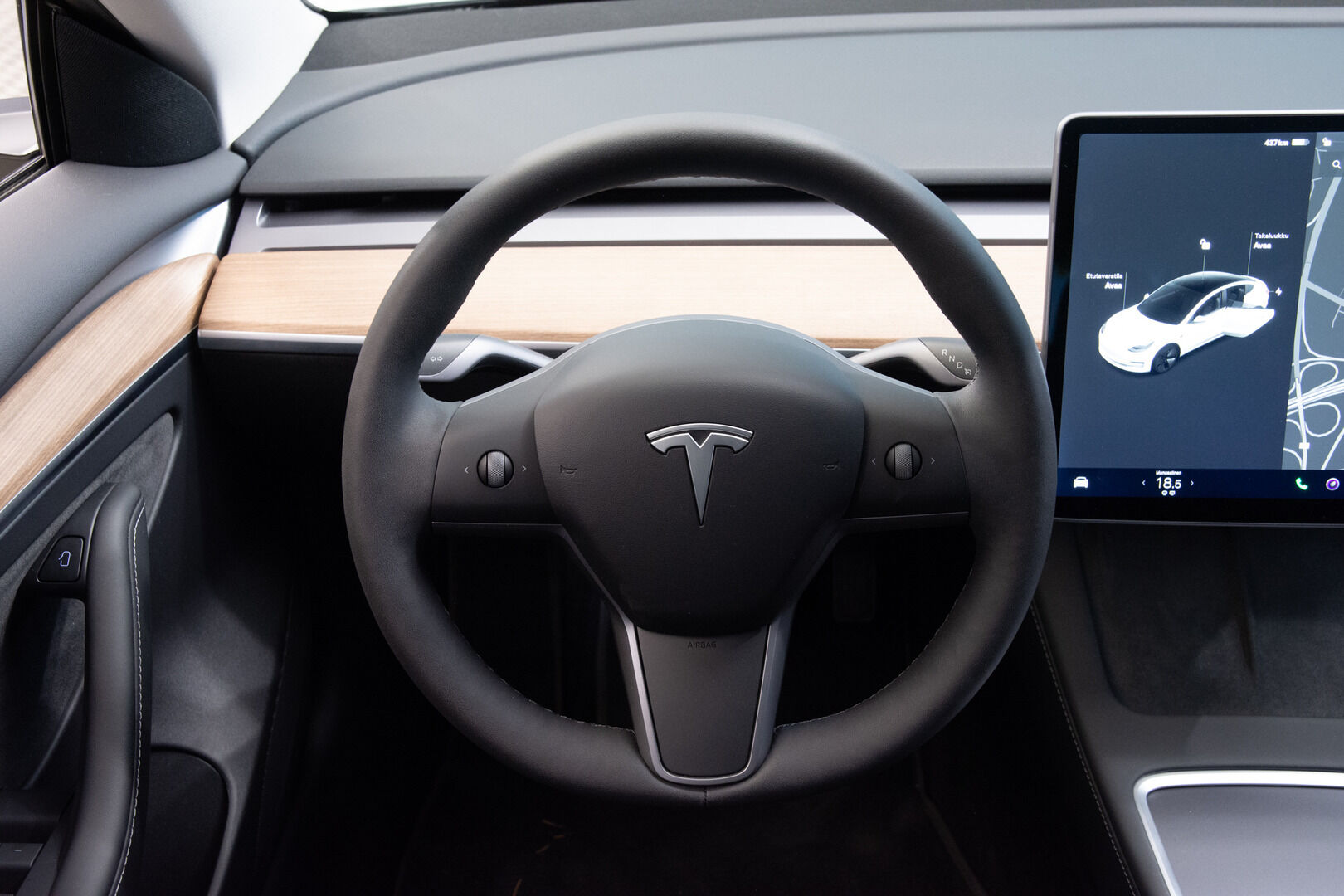 Tesla Model 3 2021 Long Range Dual Motor AWD - | Lasikatto | Lämpöpumppu | ACC | Matrix | P-Kamera | Premium Speakers | Navi | Matrix LED | Kahdet renkaat vanteineen 